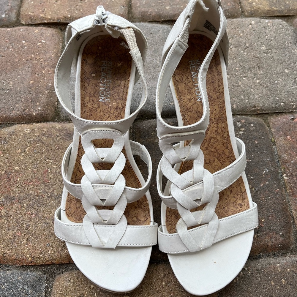 Kenneth Cole Reaction White Wedge Sandals